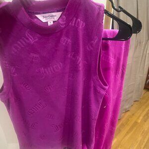 Juicy Couture Women’s Magenta Short Sleeve Set – Embroidered Logo Detail
